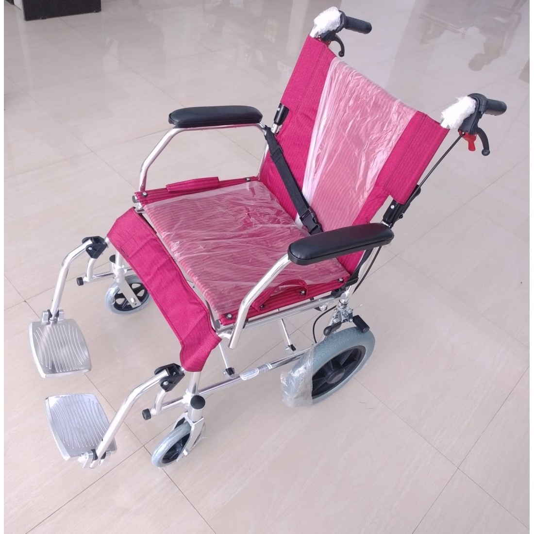 Lightweight Travel Wheelchair @ Rs 9999 : Lightweight Portable Wheelchair